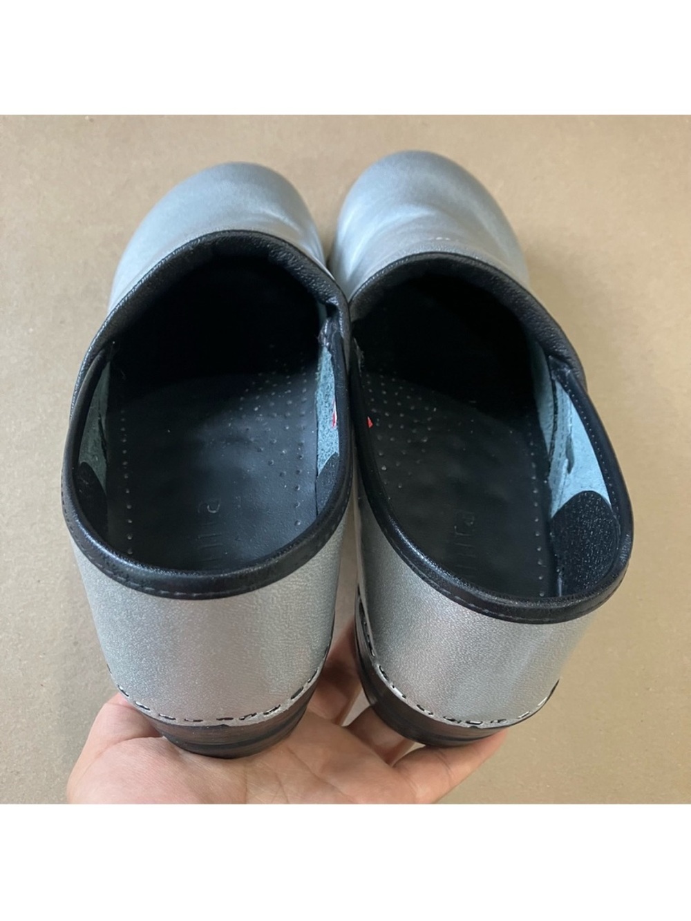 Sanita Silver Metallic Leather Comfort Clogs Izabella Size 40 - Picture 7 of 10